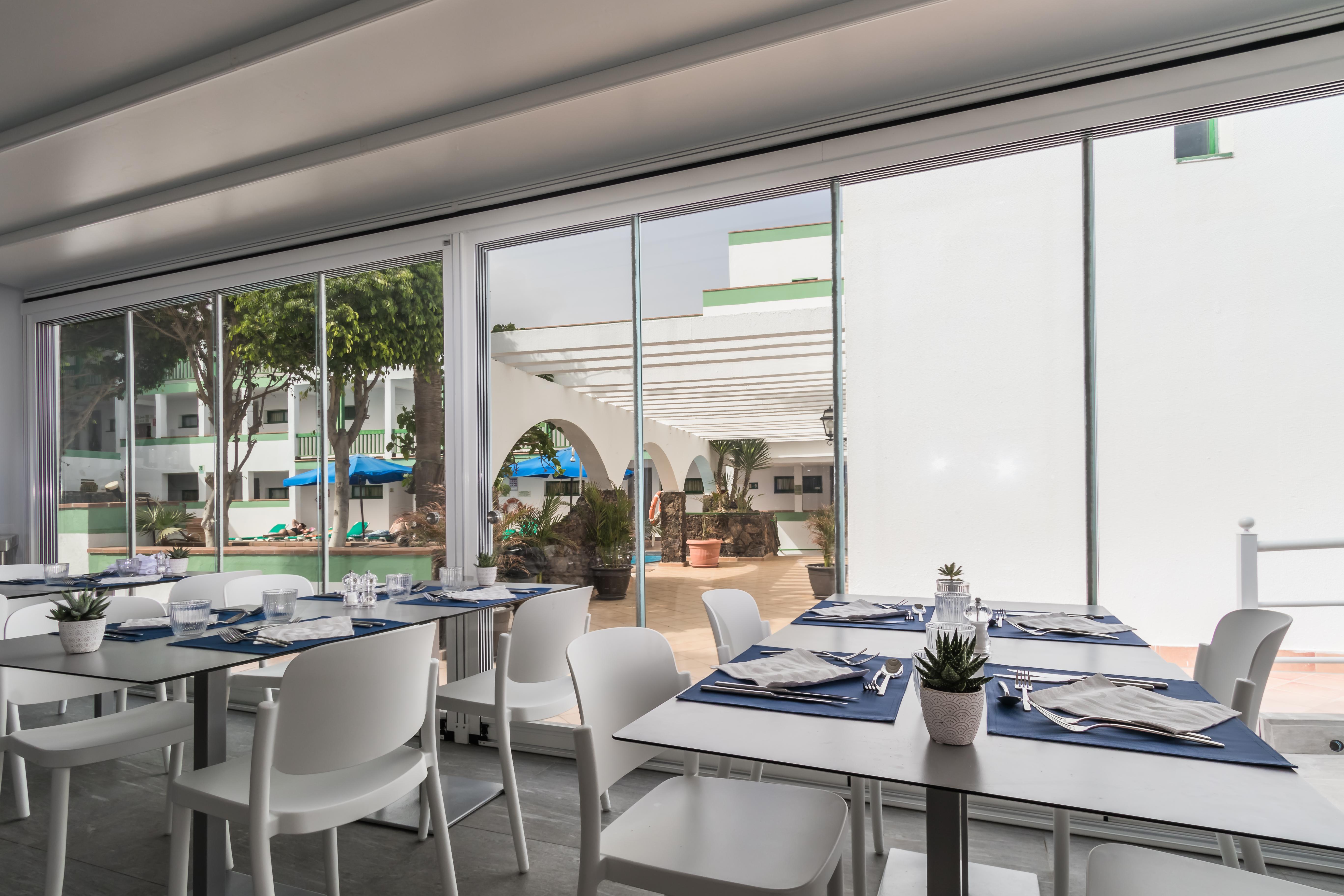 Aparthotel Esquinzo Y Monte Del Mar Playa De Esquinzo Экстерьер фото