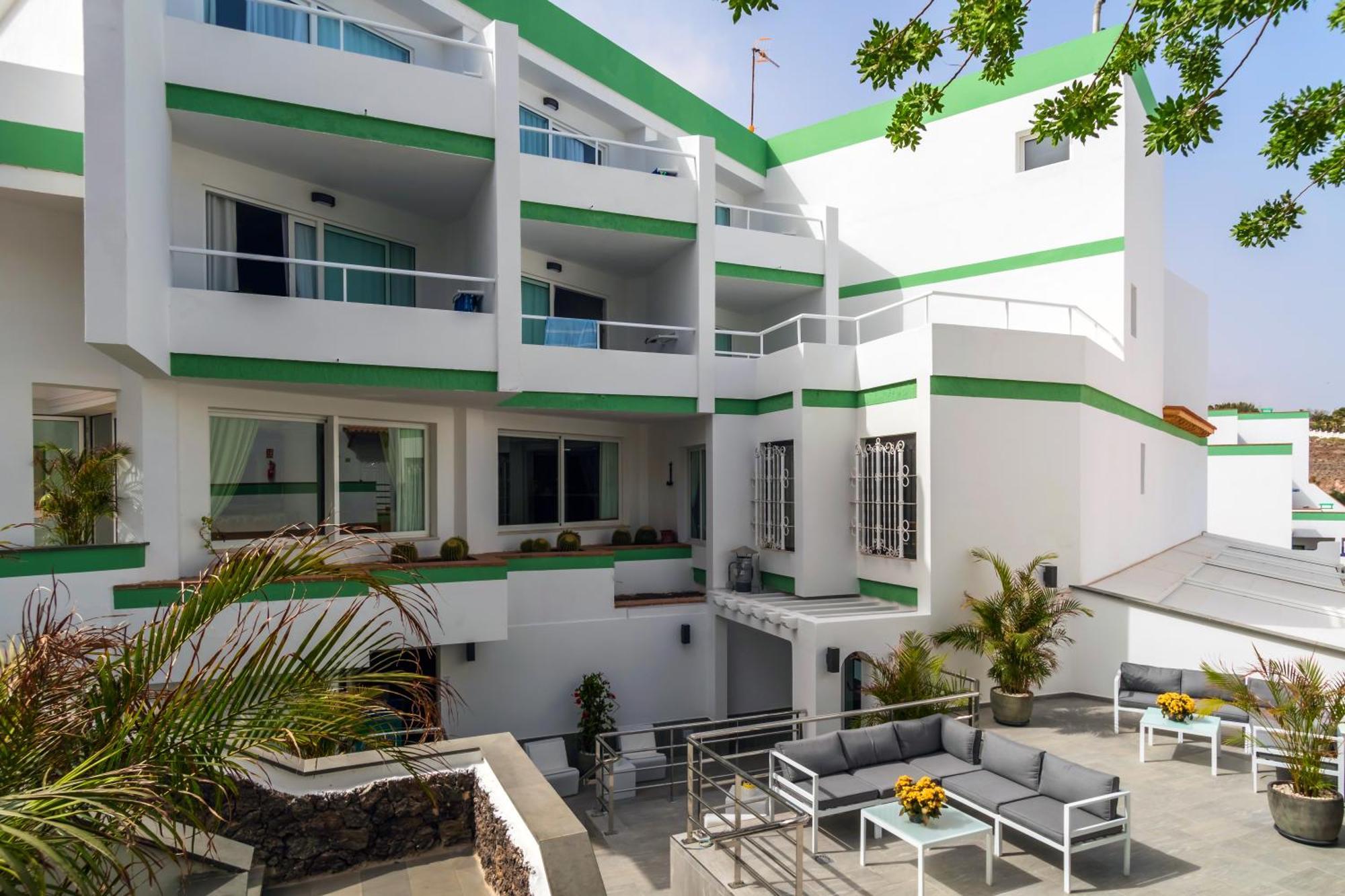 Aparthotel Esquinzo Y Monte Del Mar Playa De Esquinzo Экстерьер фото