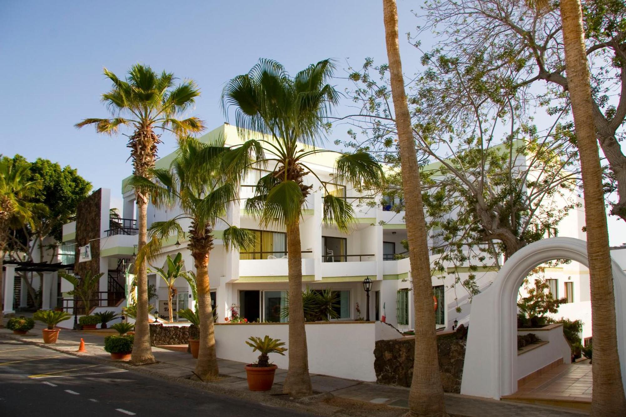 Aparthotel Esquinzo Y Monte Del Mar Playa De Esquinzo Экстерьер фото